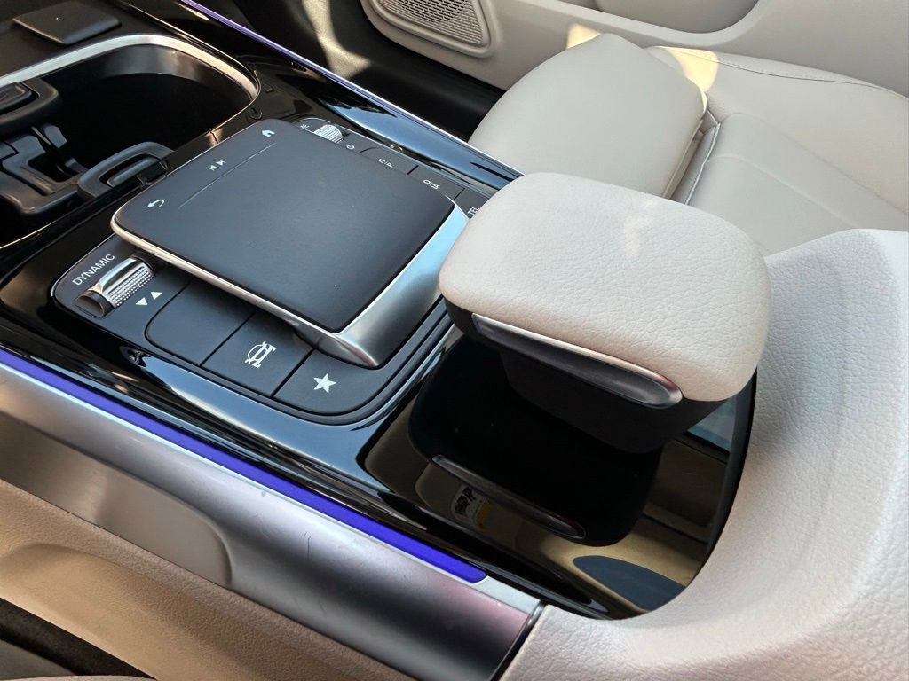 Used 2023 Mercedes-Benz GLB 250 4MATIC image 32