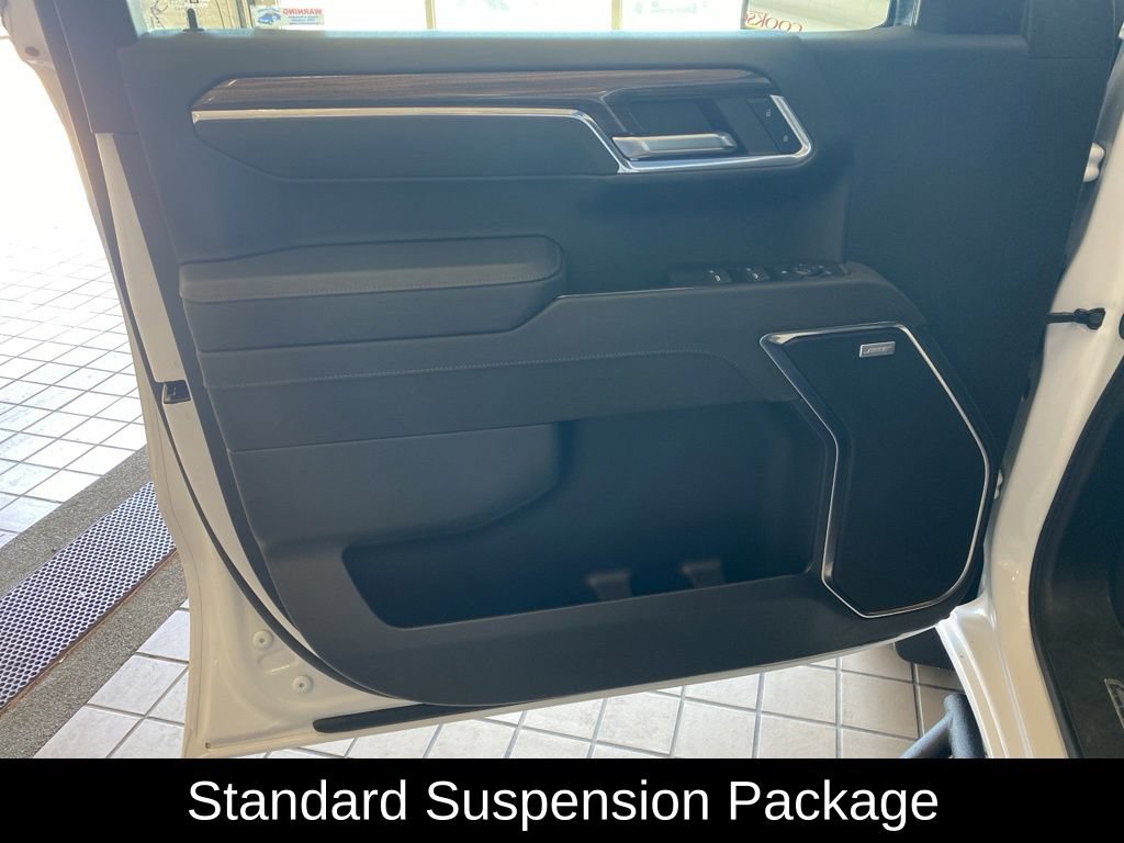 Used 2025 Chevrolet Silverado 1500 RST AWD/4WD image 10