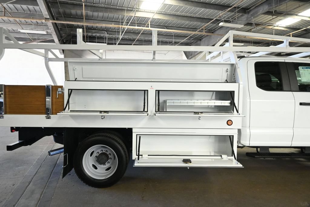 New 2026 Ford F550 4x4 Supercab Super Duty image 35