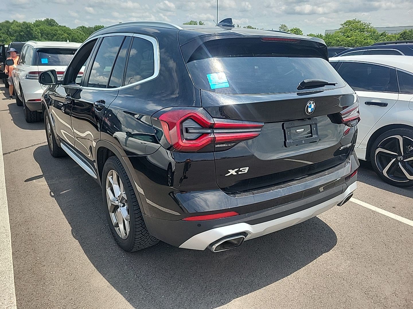 Used 2023 BMW X3 xDrive30i AWD/4WD image 2