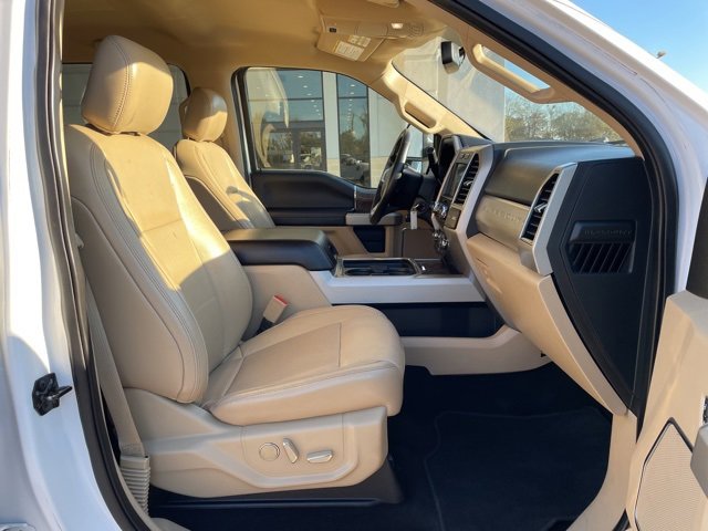 Used 2019 Ford F250 Lariat w/ Chrome Package image 30