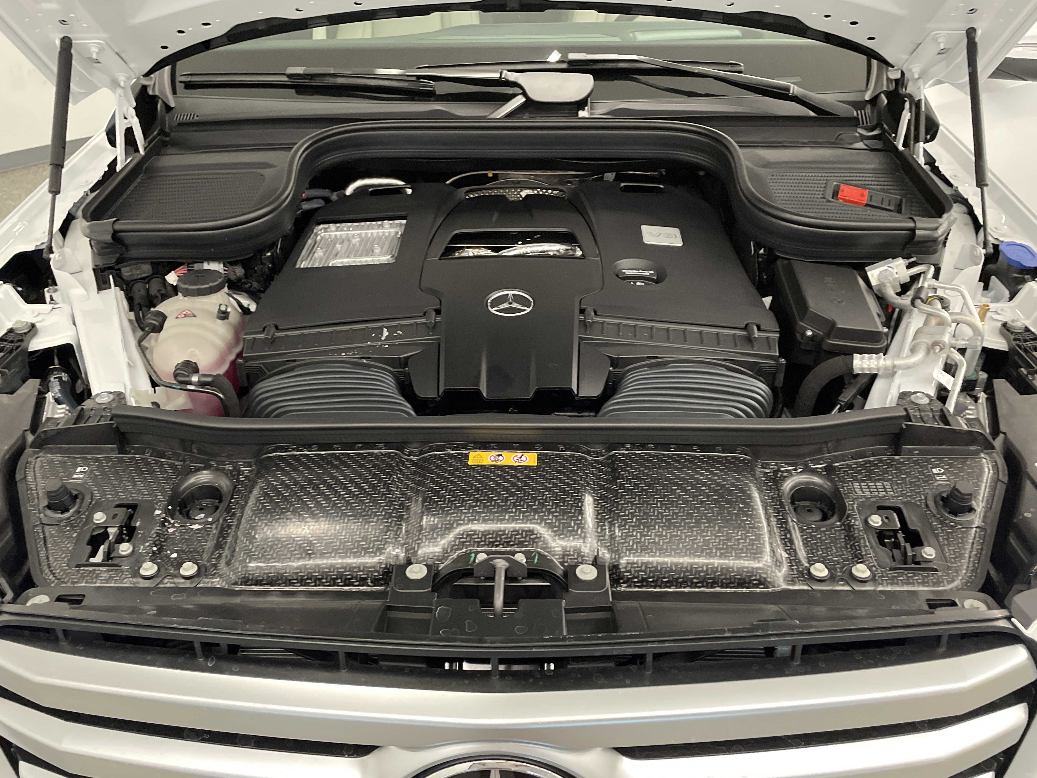 New 2026 Mercedes-Benz GLS 580 4MATIC image 24