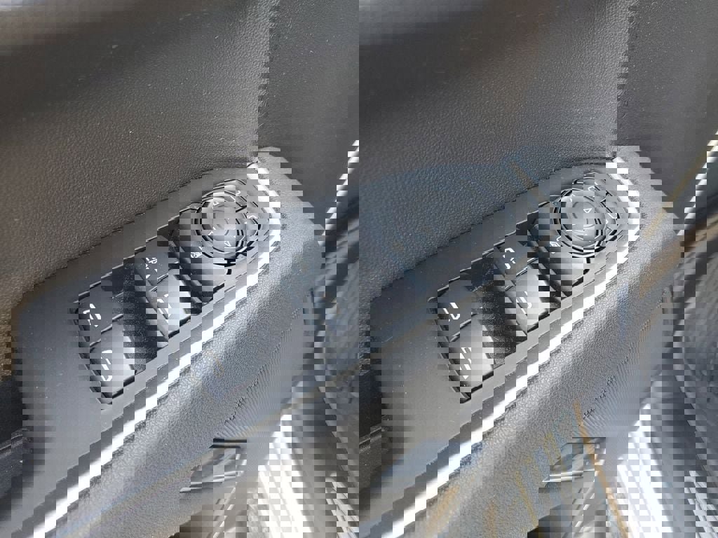 Used 2026 GMC Sierra 1500 Elevation w/ Elevation Select Package RWD image 9