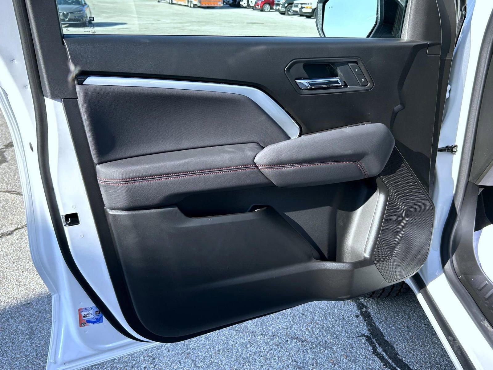 New 2026 Chevrolet Colorado Z71 image 9