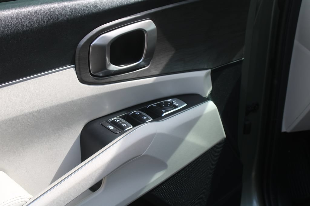 Certified 2024 Kia Sorento X-Line EX AWD/4WD image 20