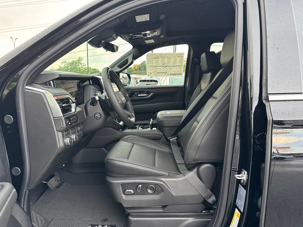 New 2026 GMC Yukon XL Denali w/ Advanced Technology Package AWD/4WD image 15