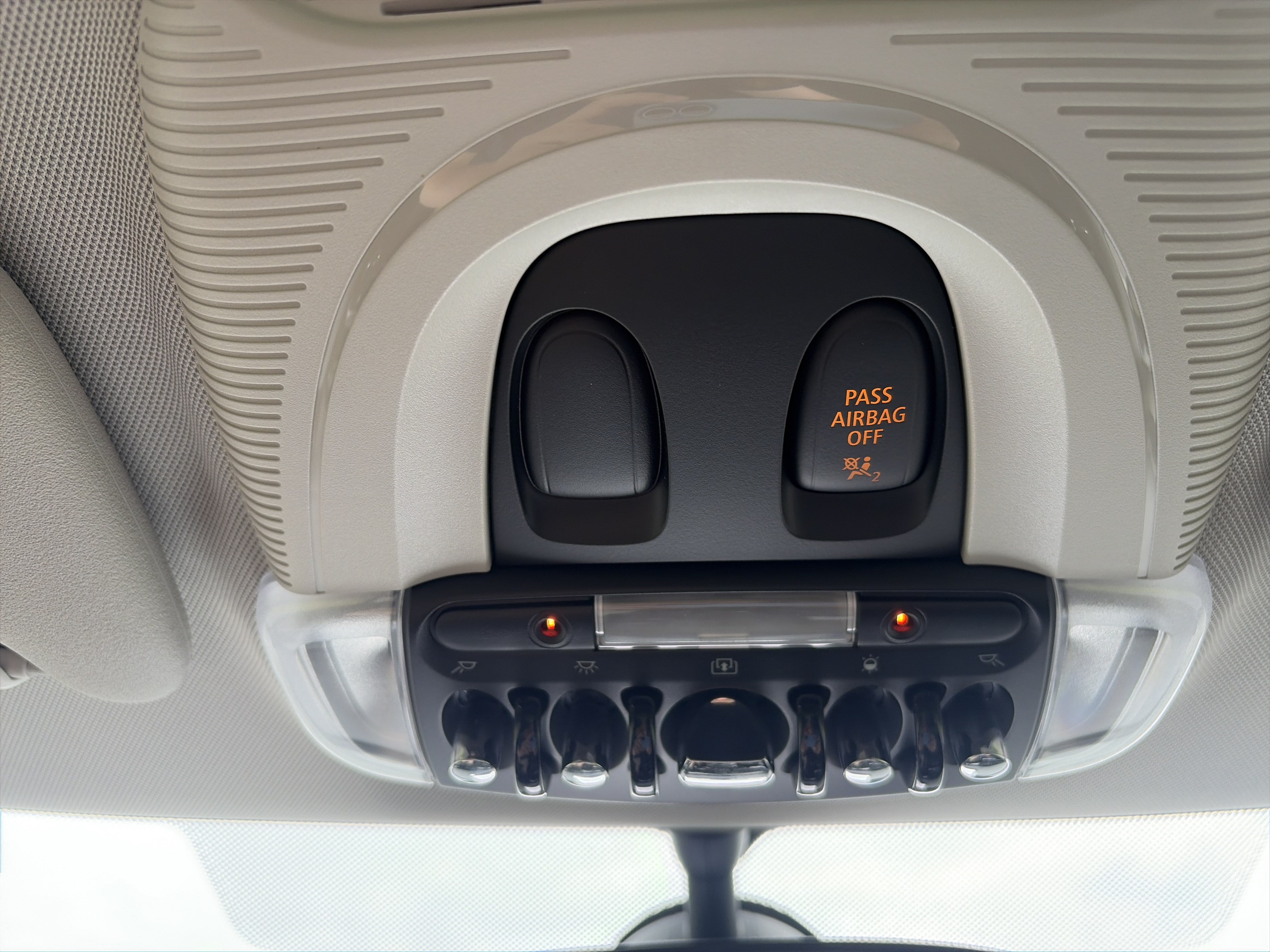 Used 2017 MINI Cooper S FWD image 32