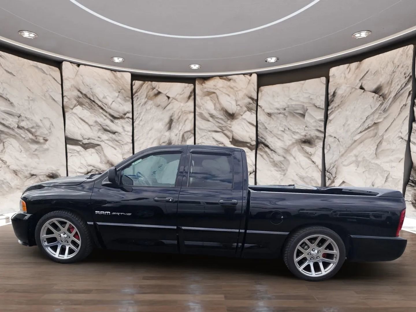 Used 2005 Dodge Ram 1500 Truck 2WD Quad Cab image 5