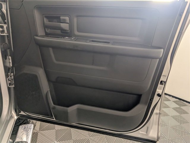 Used 2018 RAM 2500 Tradesman w/ Chrome Appearance Group image 30