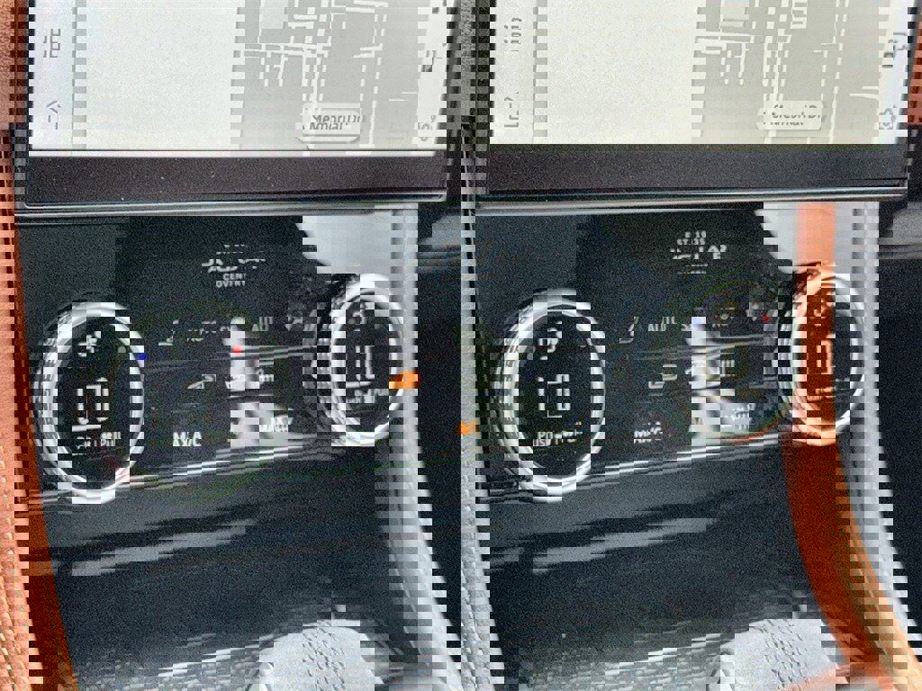 New 2026 Jaguar F-PACE R-Dynamic S image 26