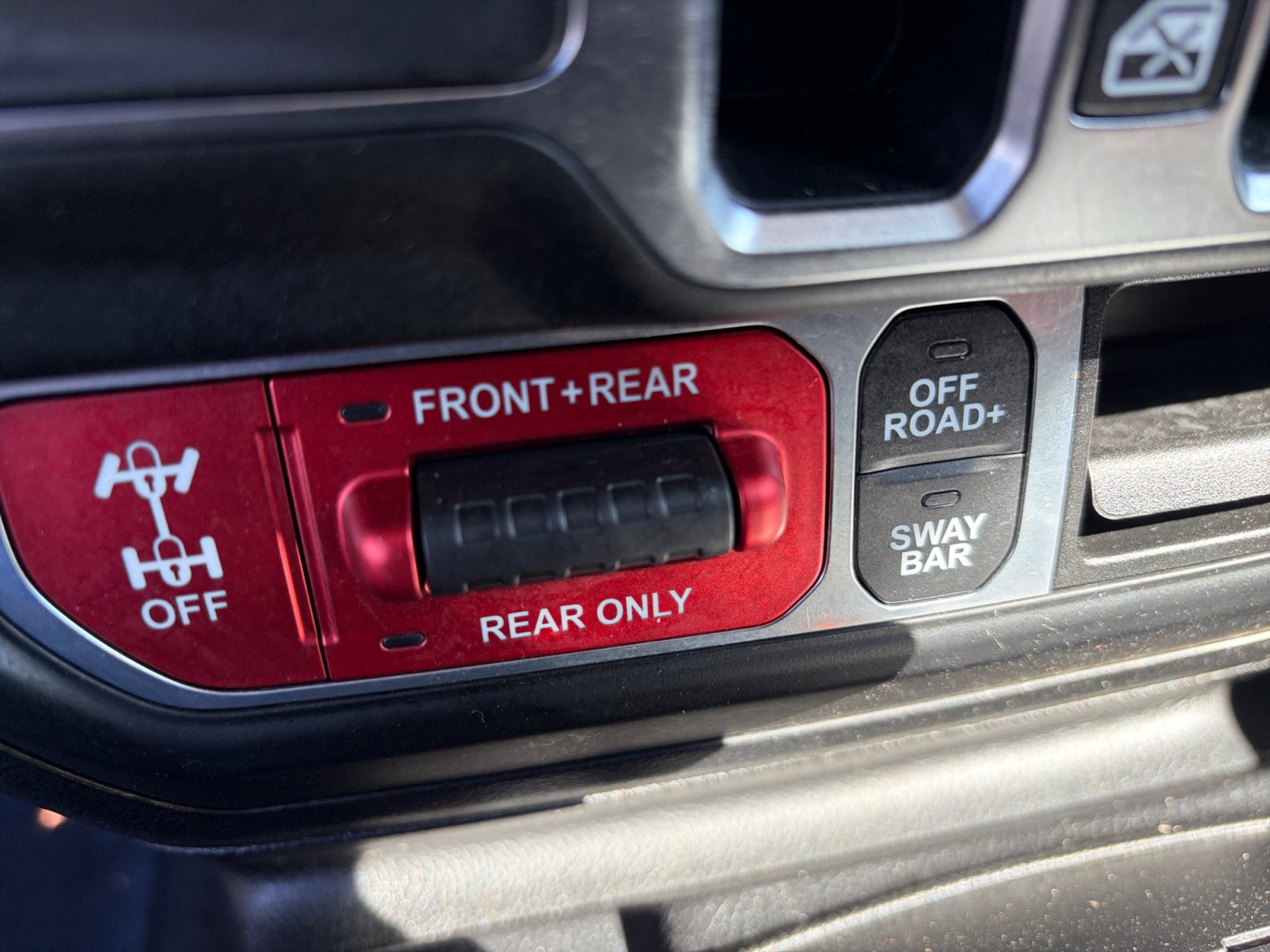 Used 2021 Jeep Wrangler Unlimited Rubicon w/ LED Lighting Group AWD/4WD image 22
