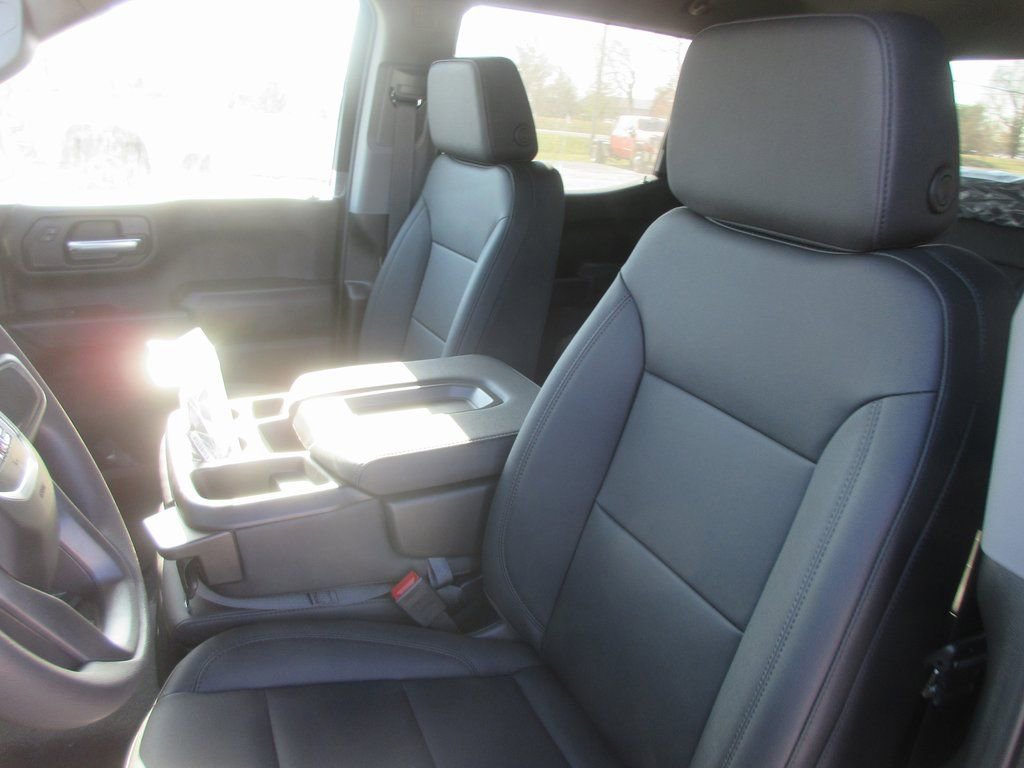 New 2026 GMC Sierra 1500 Pro w/ Pro Value Package image 15