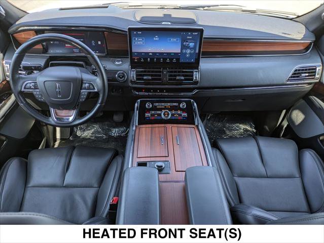 Used 2024 Lincoln Navigator Reserve AWD/4WD image 12