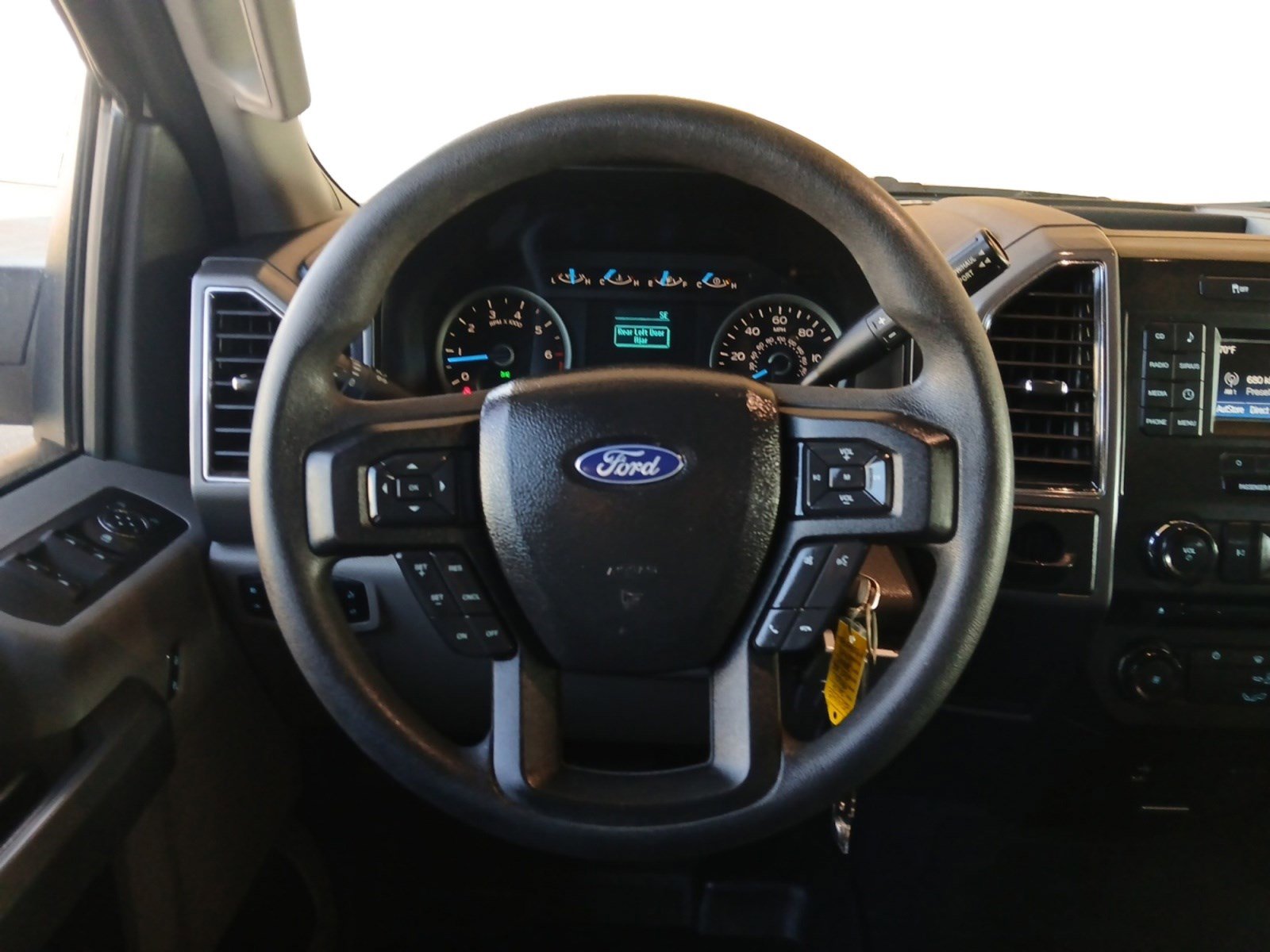 Used 2017 Ford F150 XLT image 12