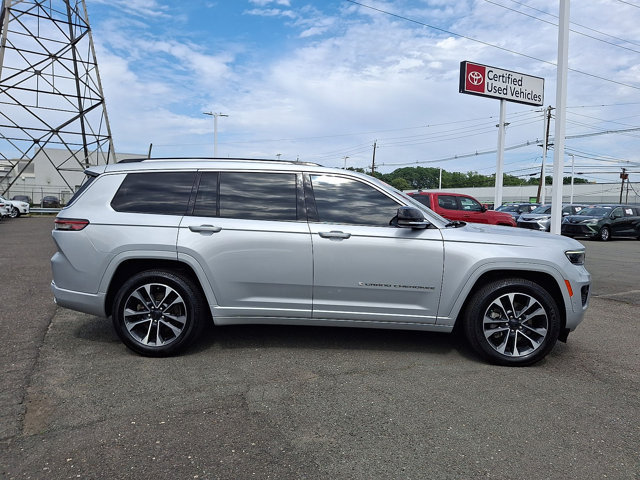 Used 2021 Jeep Grand Cherokee L Overland w/ Luxury Tech Group IV AWD/4WD image 26