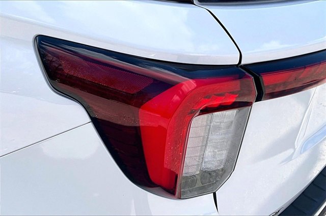 Used 2025 Ford Explorer ST-Line w/ ST-Line Street Pack image 30