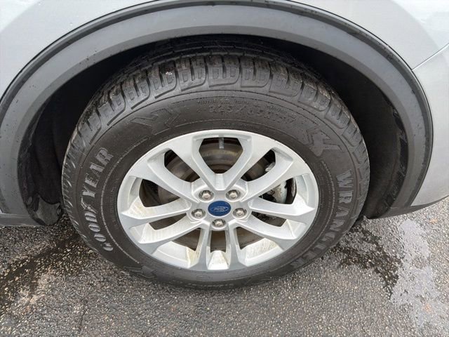 Certified 2021 Ford Escape SE image 5