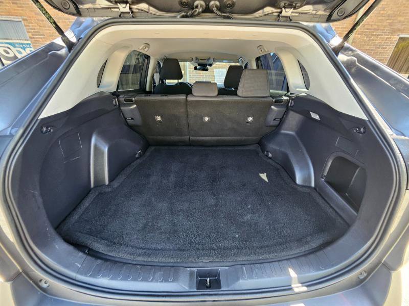 Used 2019 Toyota RAV4 LE image 67