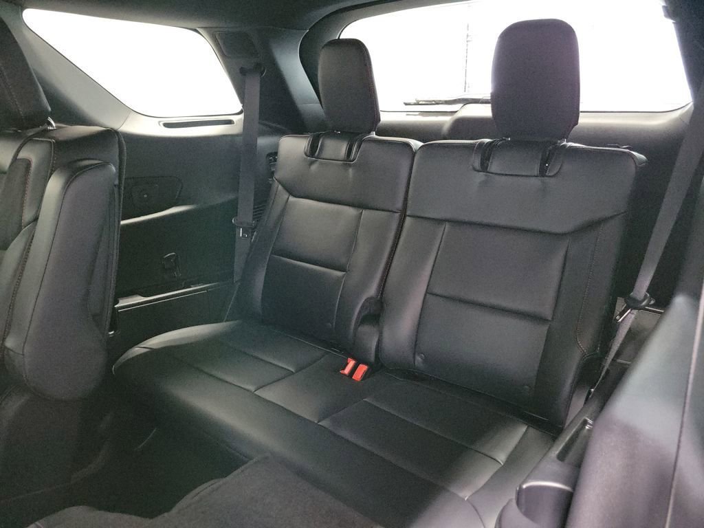 Used 2025 Ford Explorer ST image 30