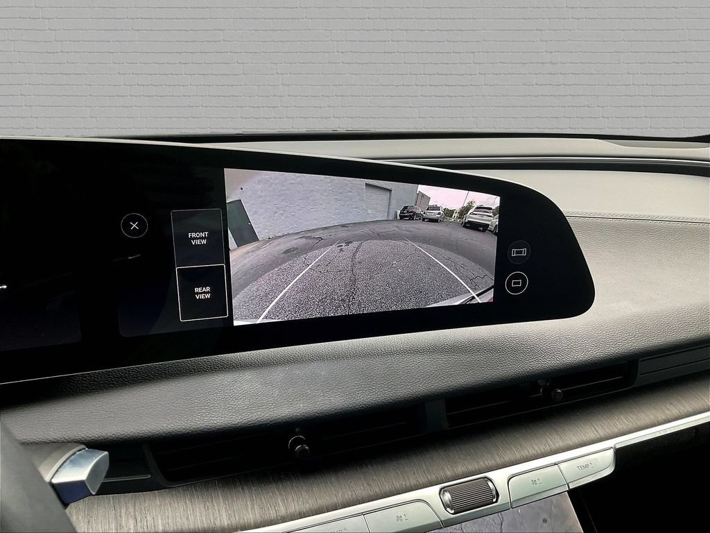 Used 2023 Lucid Air Touring AWD/4WD image 13