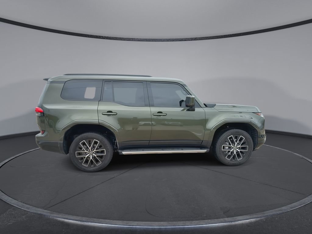 Used 2025 Lexus GX 550 w/ Accessory Package (Z1) image 9