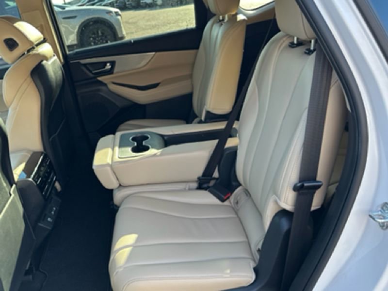 Used 2023 Acura MDX w/Technology Package image 9