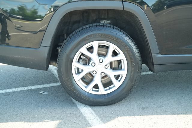 Used 2022 Jeep Grand Cherokee L Limited AWD/4WD image 51