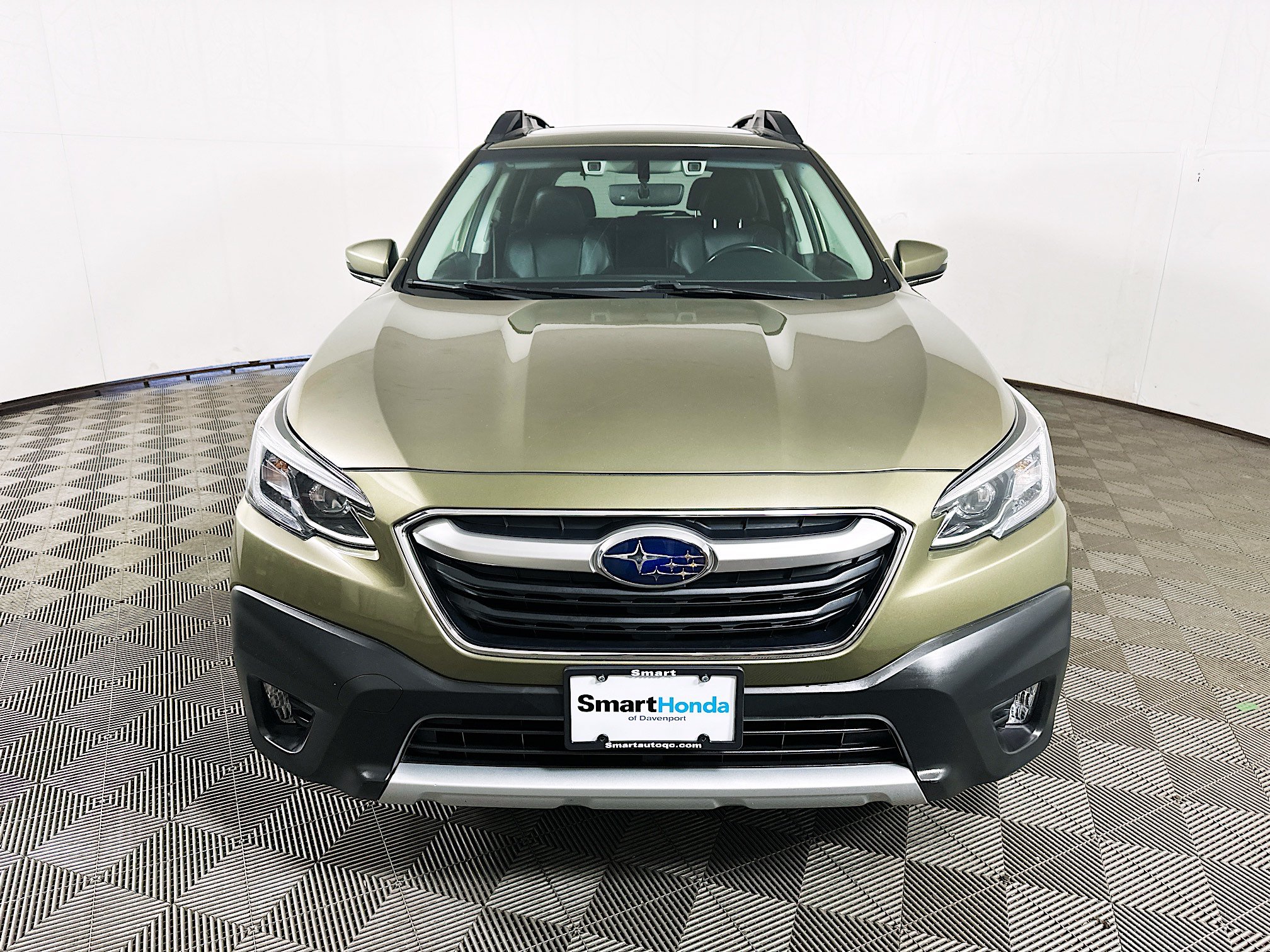 Used 2022 Subaru Outback Limited AWD/4WD image 2