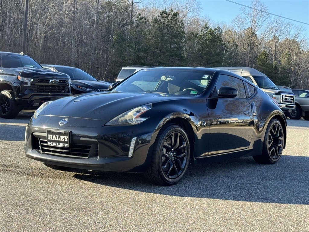 Used 2020 Nissan 370Z Base image 24