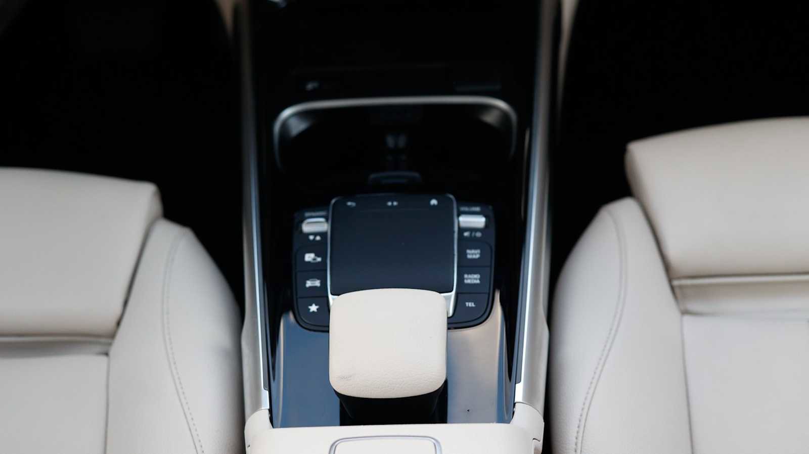 Certified 2023 Mercedes-Benz GLB 250 4MATIC image 26