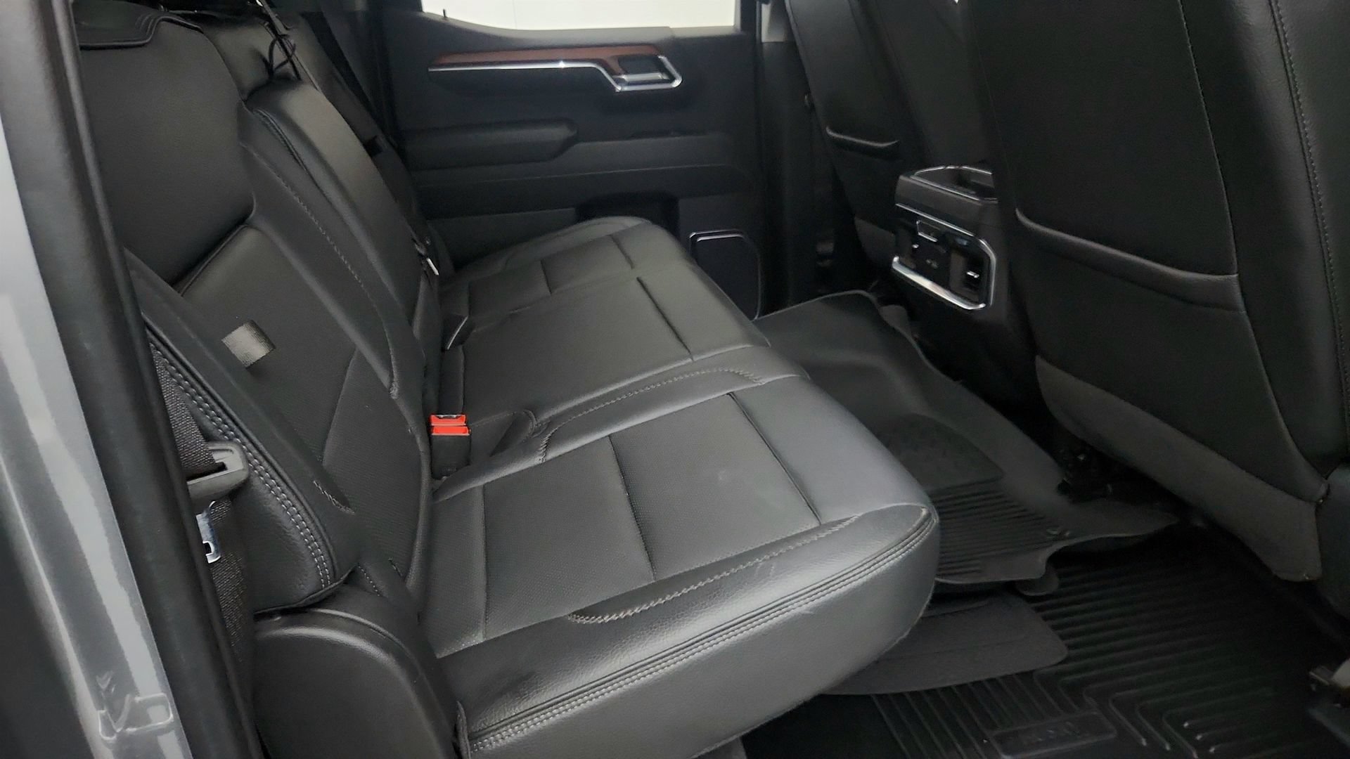 Used 2023 GMC Sierra 1500 Denali w/ Technology Package AWD/4WD image 25