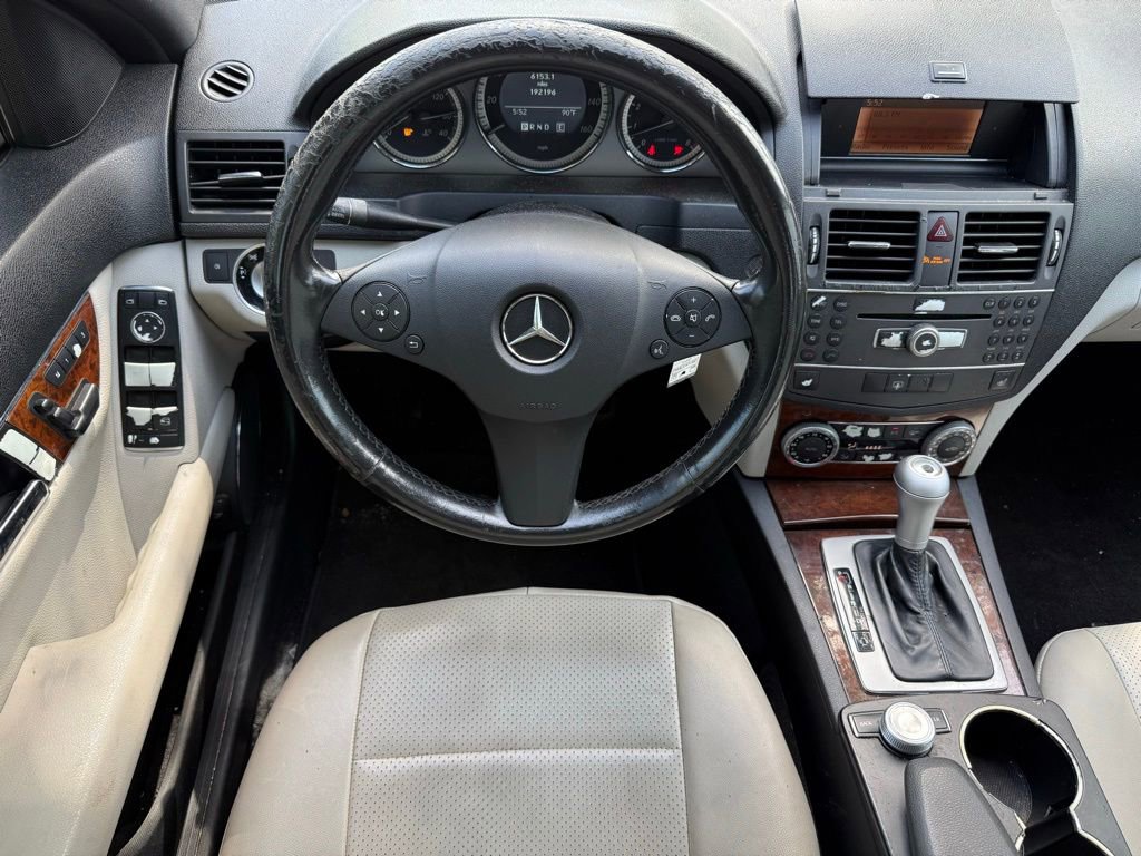 Used 2011 Mercedes-Benz C 300 4MATIC Sedan image 7