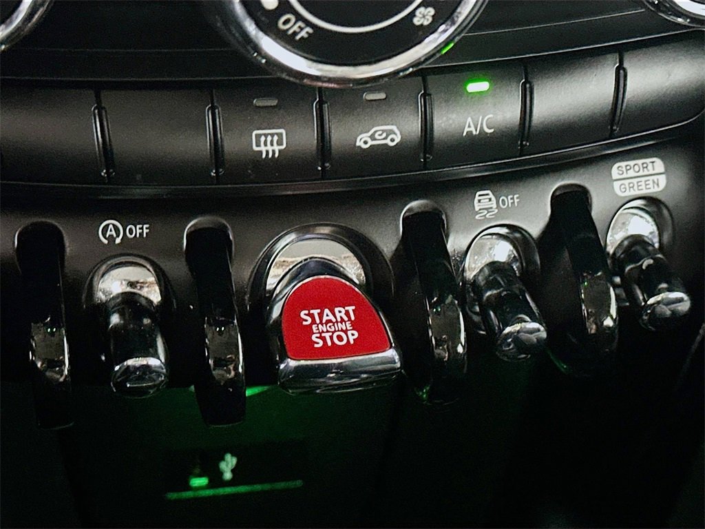 Used 2021 MINI Cooper S image 26