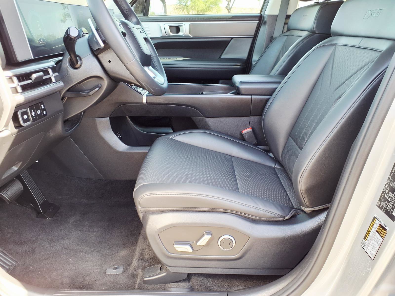 Certified 2025 Hyundai Santa Fe XRT AWD/4WD image 23
