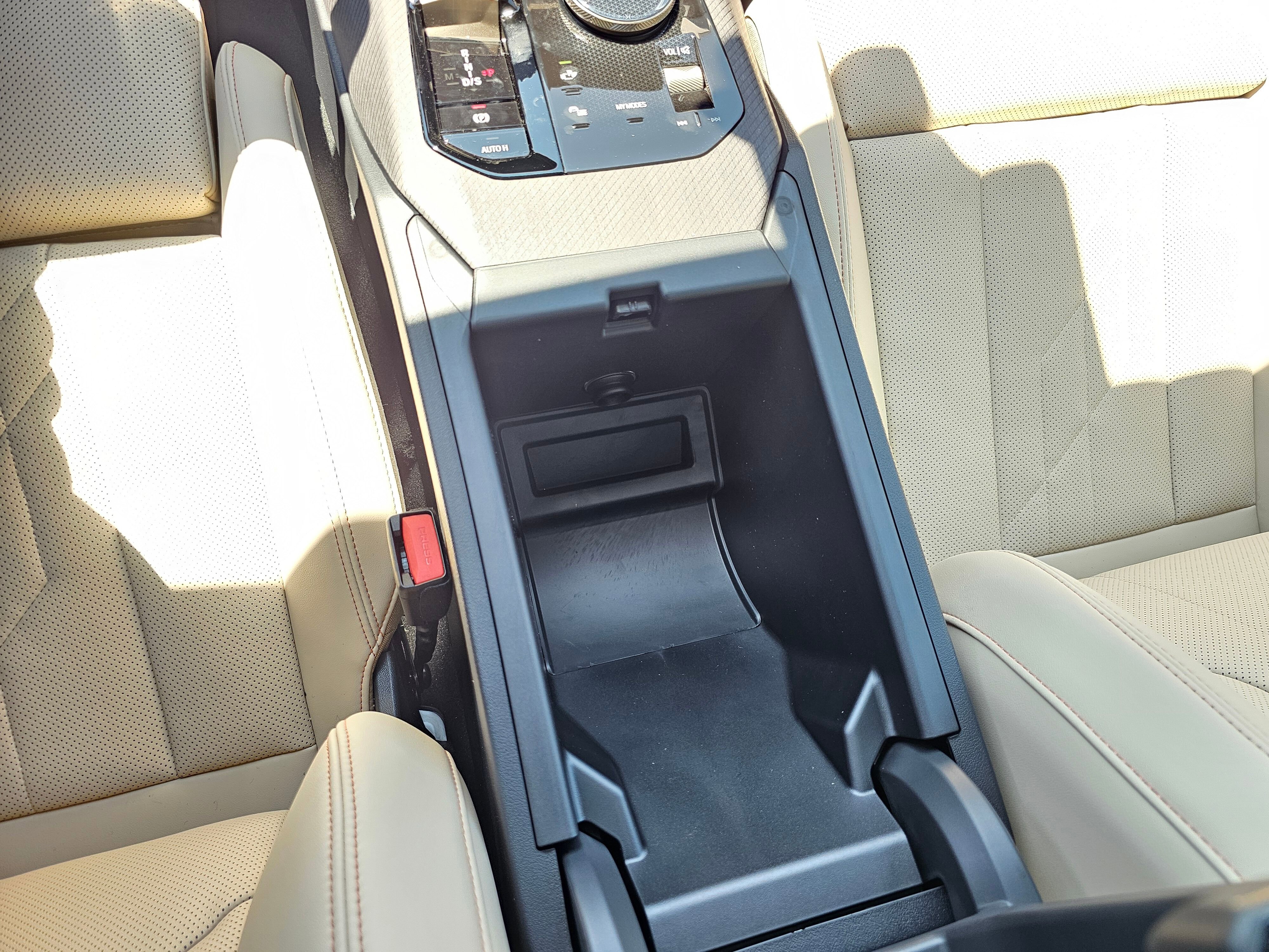 New 2025 BMW X3 xDrive30i w/ Premium Package image 24