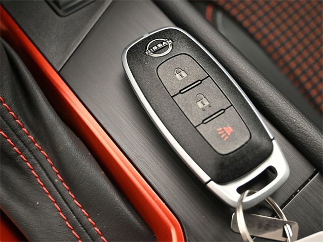 Used 2025 Nissan Kicks SR image 17