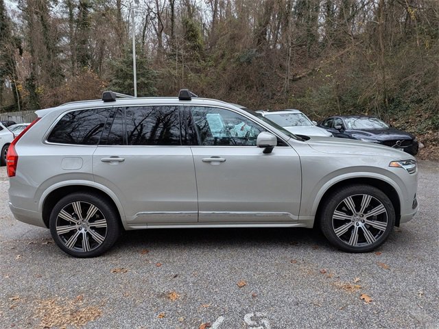 Certified 2022 Volvo XC90 T8 Inscription w/ Lounge Package image 8