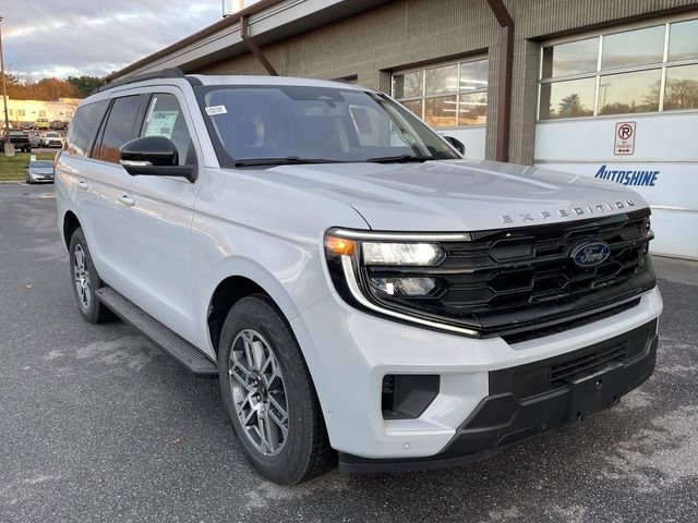 New 2025 Ford Expedition Active