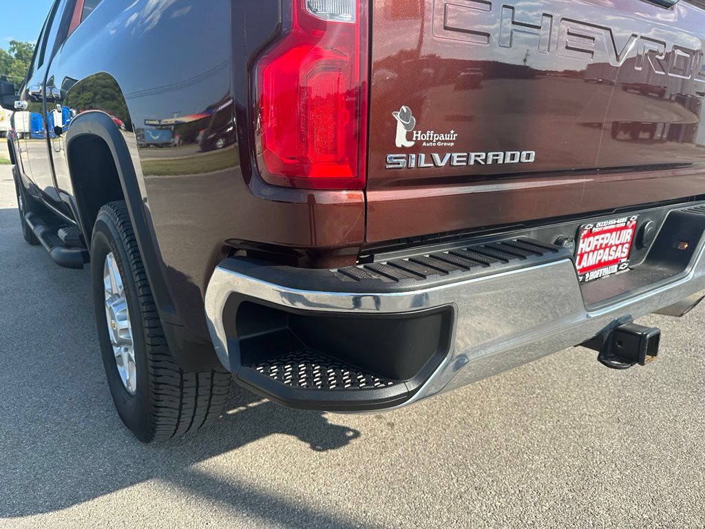 Used 2024 Chevrolet Silverado 2500 LTZ w/ LTZ Convenience Package AWD/4WD image 11