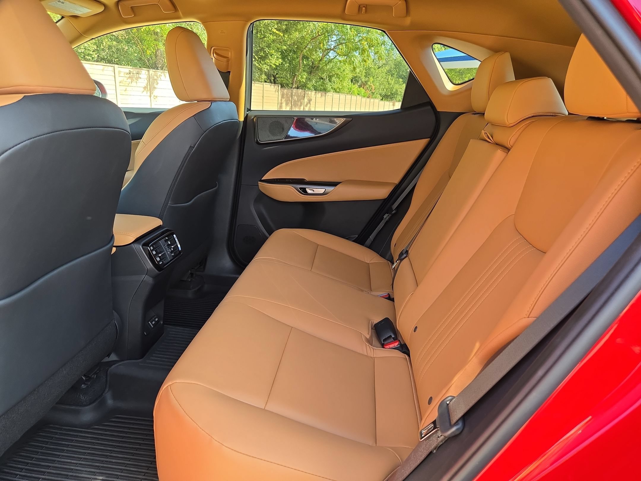 Used 2025 Lexus NX 250 FWD w/ Accessory Package (2T) image 14