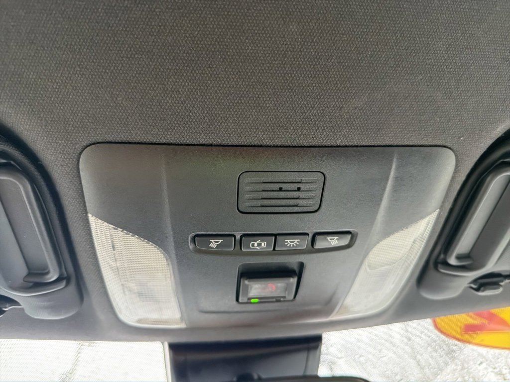 Used 2022 Toyota Corolla XSE image 31