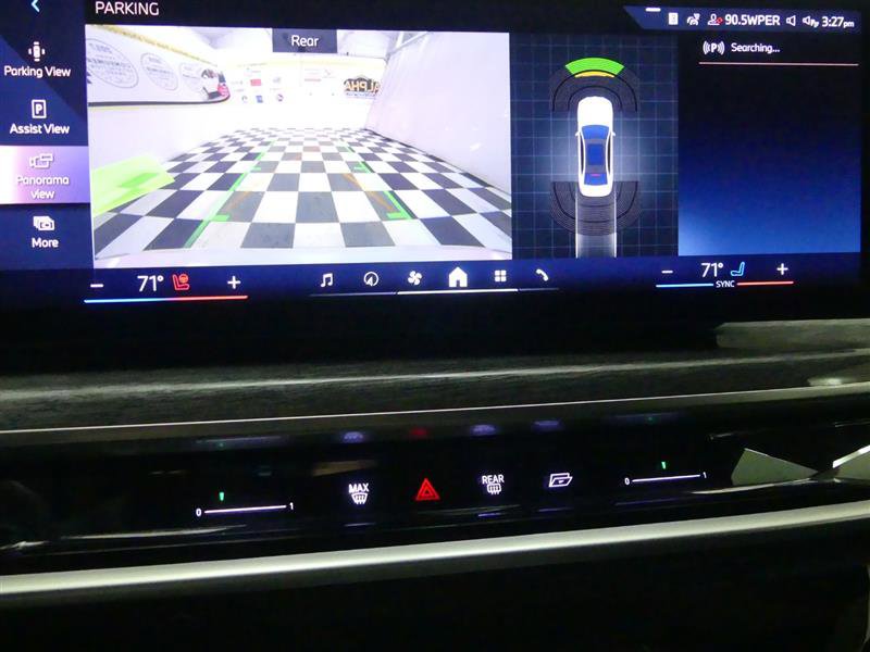 Used 2023 BMW i7 xDrive60 image 11