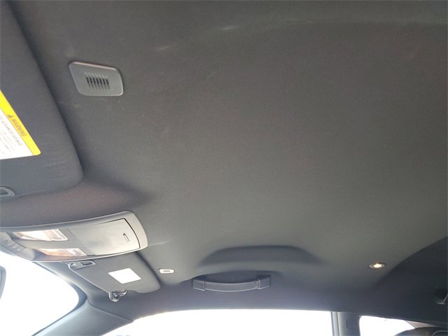 Used 2017 Dodge Challenger R/T Plus image 27