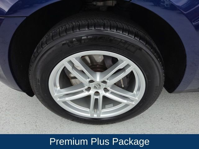 Used 2024 Porsche Macan image 9