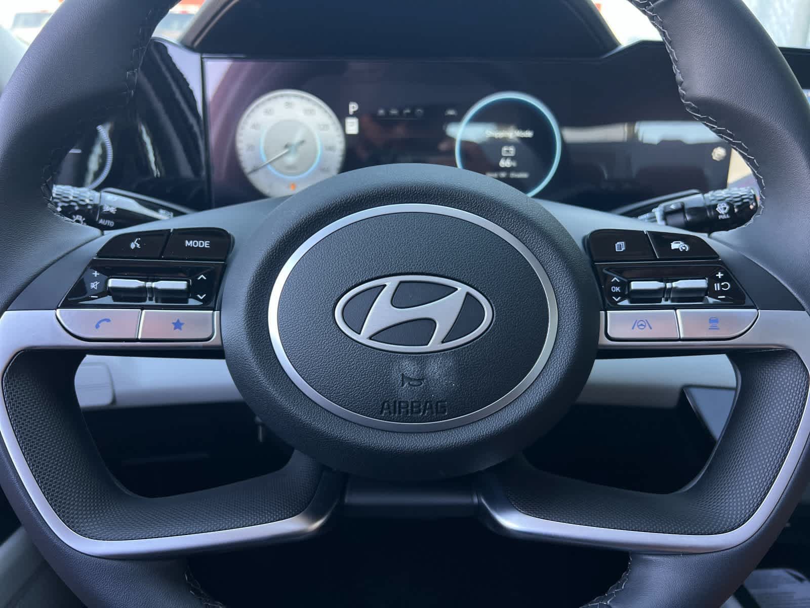 Certified 2026 Hyundai Elantra Limited FWD image 24