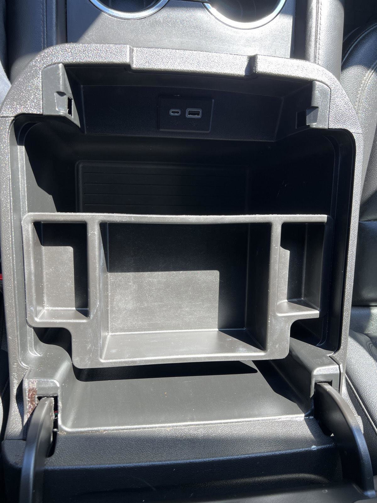 Used 2023 Chevrolet Suburban Z71 image 42