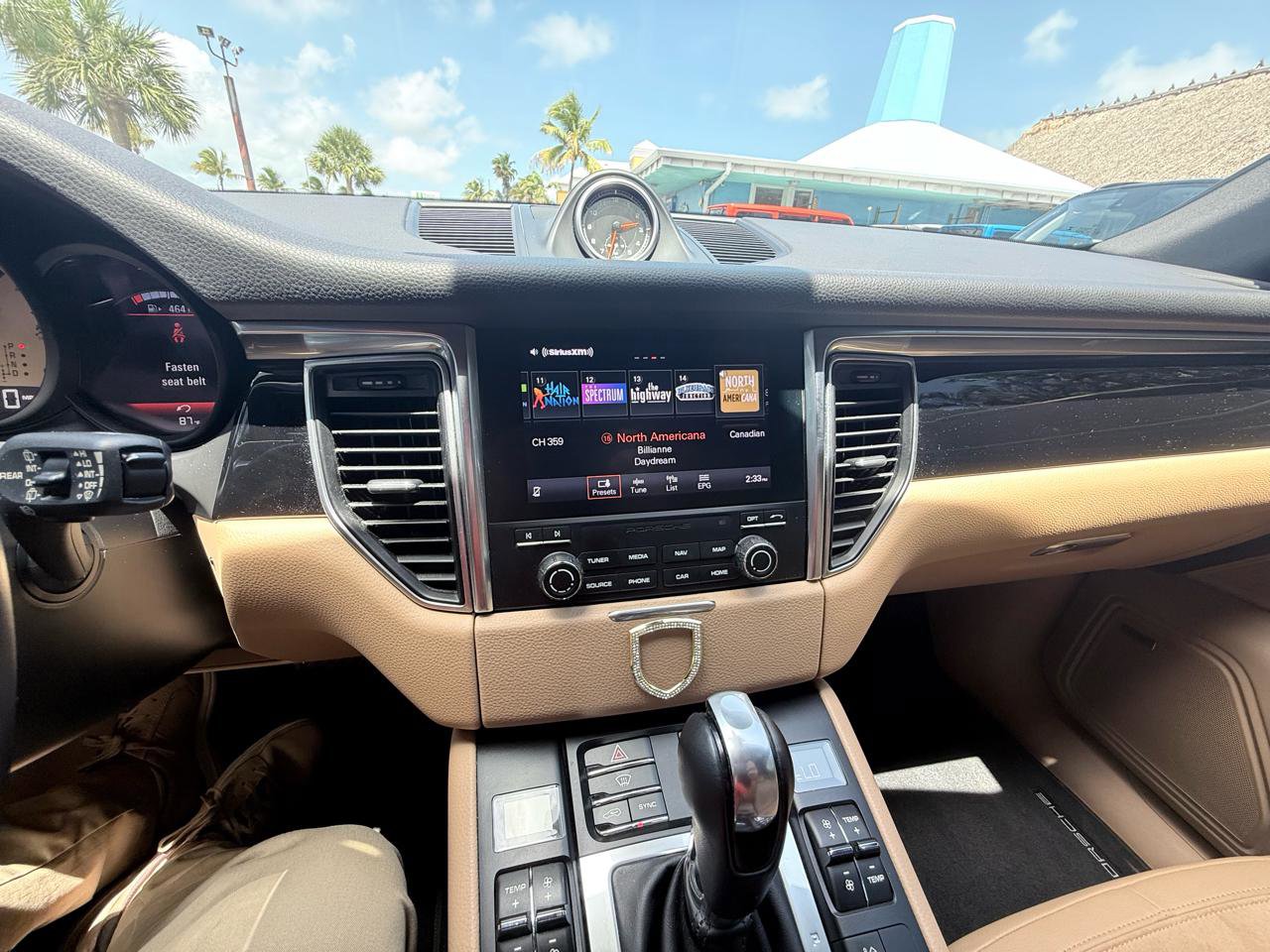 Used 2018 Porsche Macan AWD/4WD image 15