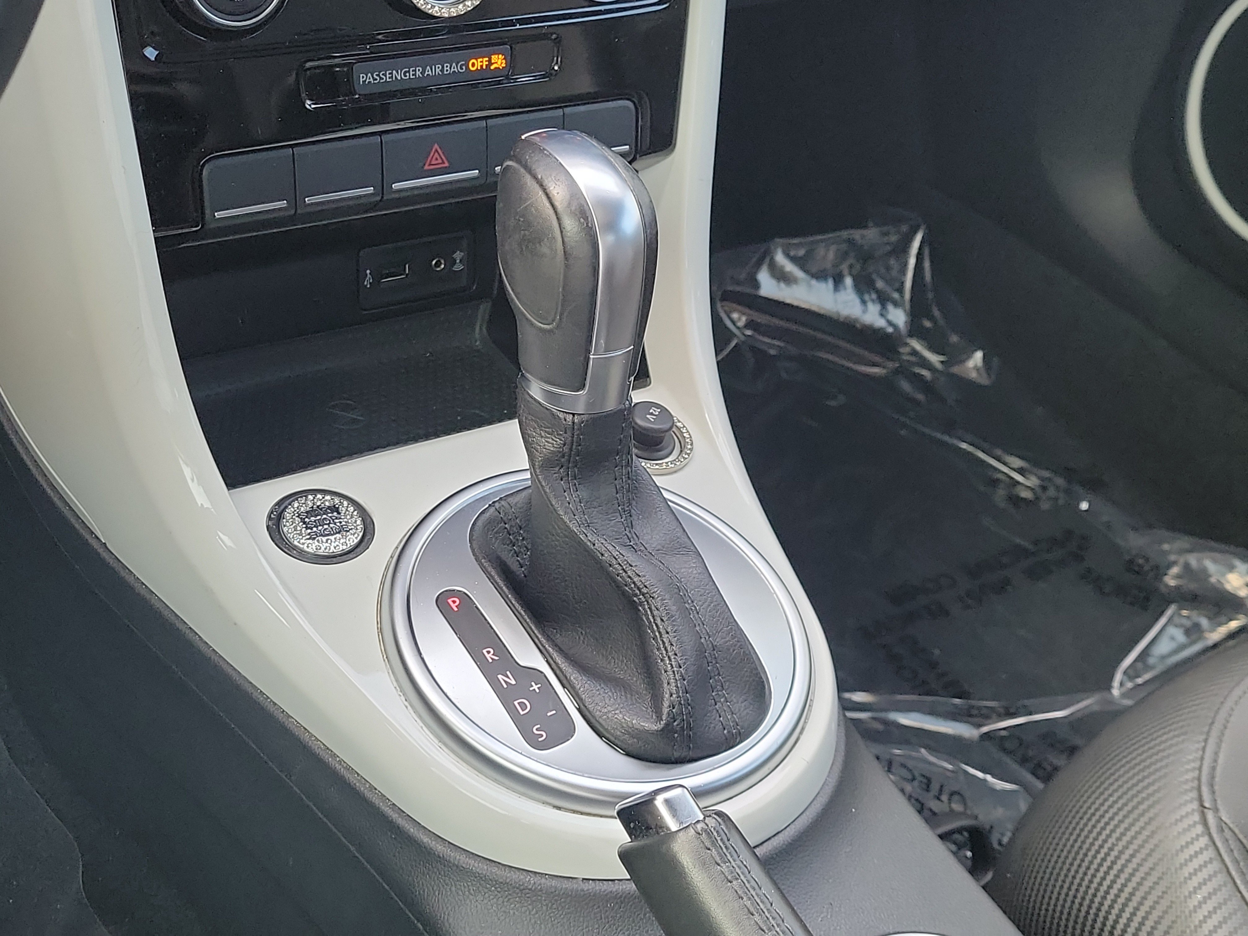 Used 2019 Volkswagen Beetle 2.0T SE FWD image 23