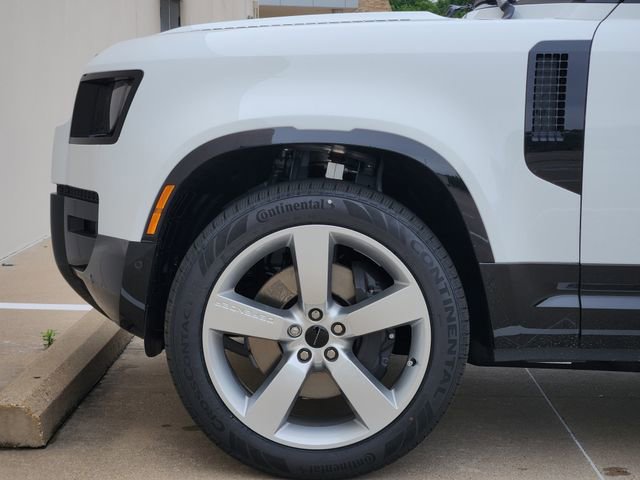 New 2026 Land Rover Defender 110 X-Dynamic SE AWD/4WD image 6