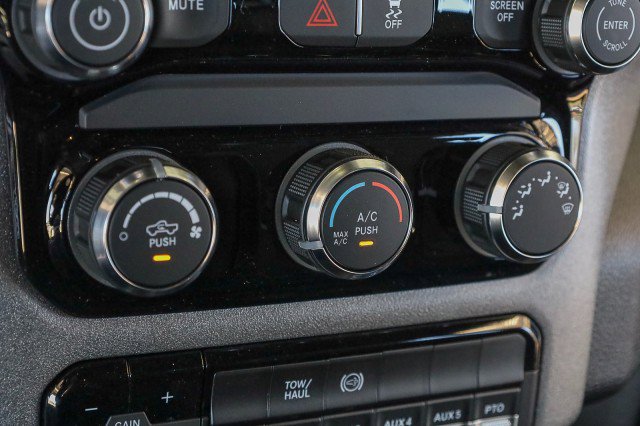 New 2025 RAM 5500 Tradesman w/ Chrome Appearance Group image 15